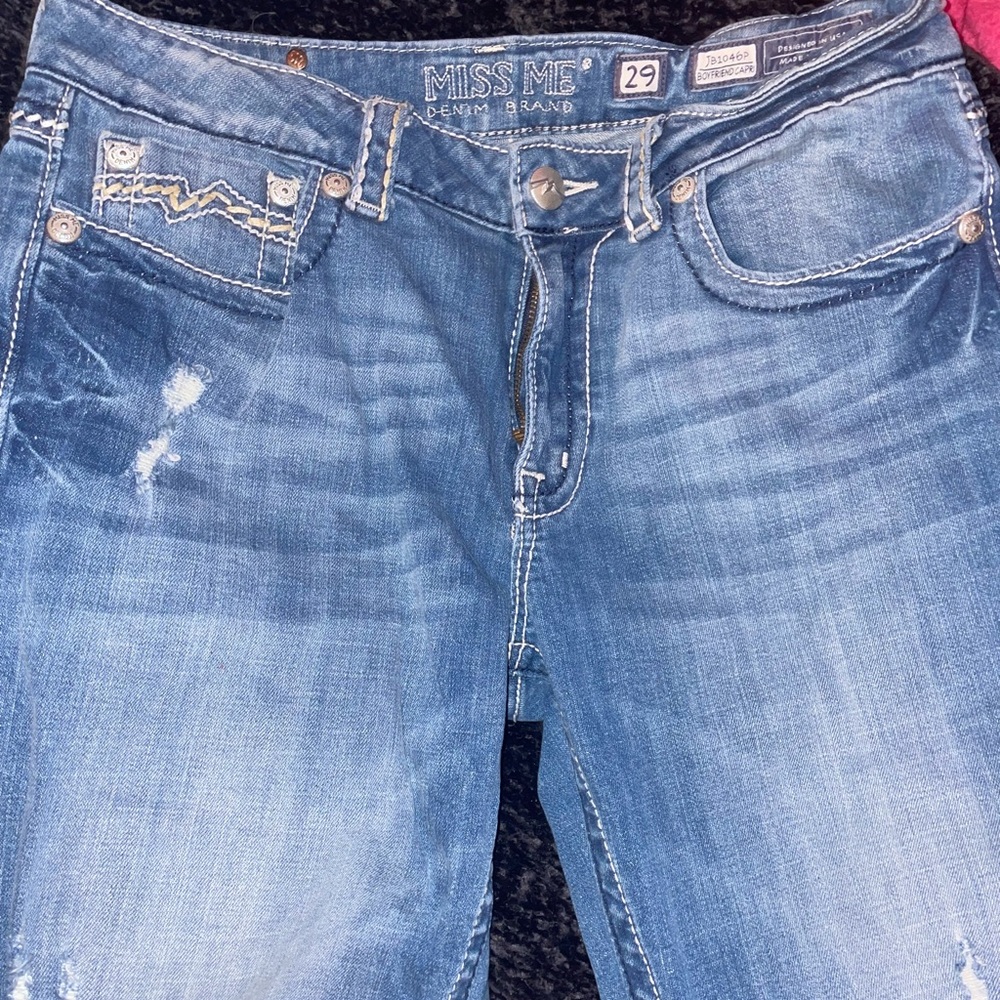 MISS ME Light Blue Straight Leg Capri Jeans - Picture 3 of 5